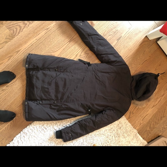 Hooded down parka - Picture 2 of 3